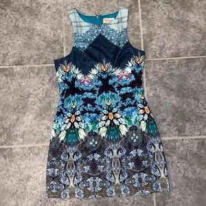 Size M Mini Pattern Dress